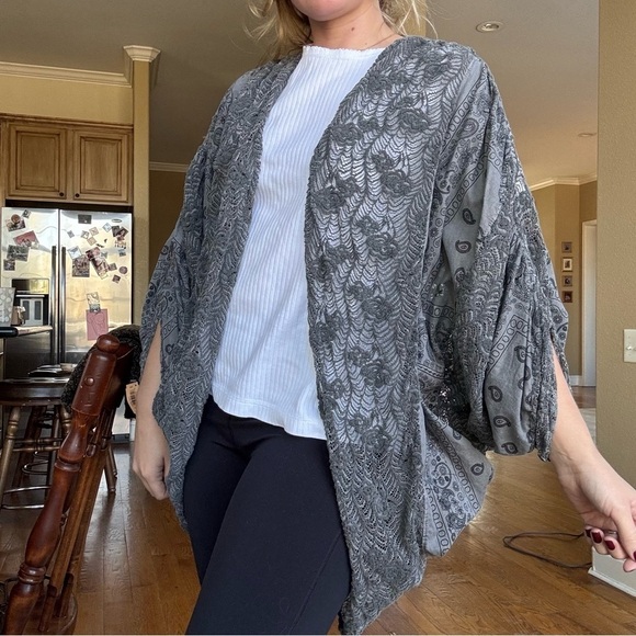 NWT EIS Boho Kimono Patchwork Lace Detailed Open Front Long Grey Cardigan - Picture 1 of 9